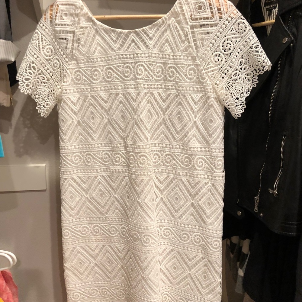 Madewell - beautiful lace detail dress!